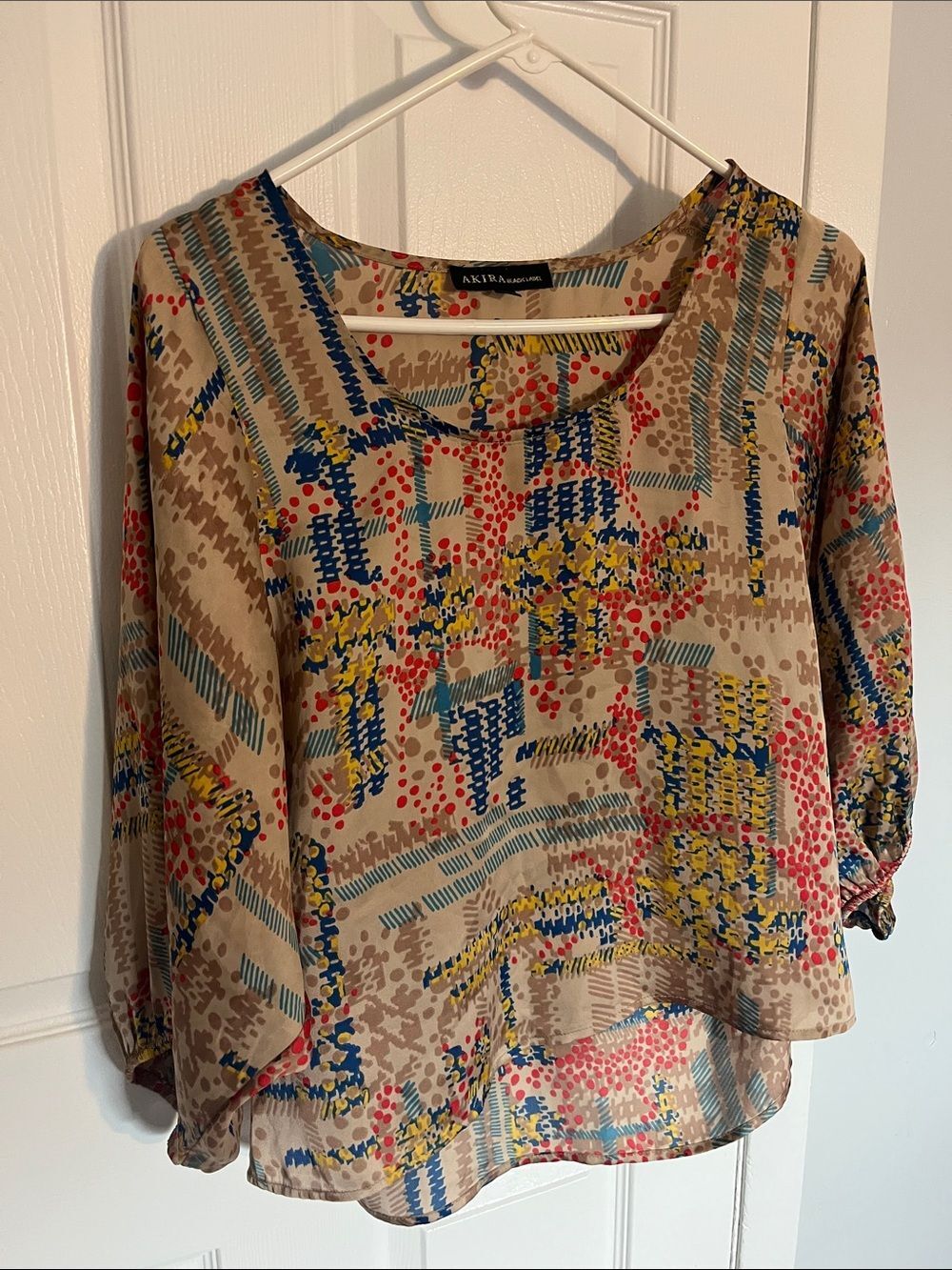 AKIRA Beige Printed Scoop Neck Blouse with Multicolor Accents size small